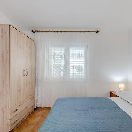 Seafront Marija With Terrace And Mooring *