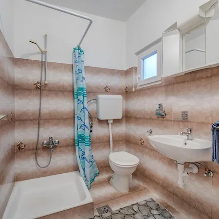 Seafront Marija With Terrace And Mooring