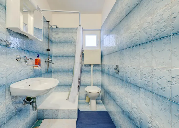 Appartement Seafront Marija With Terrace And Mooring Rogoznica (Sibenik-Knin)