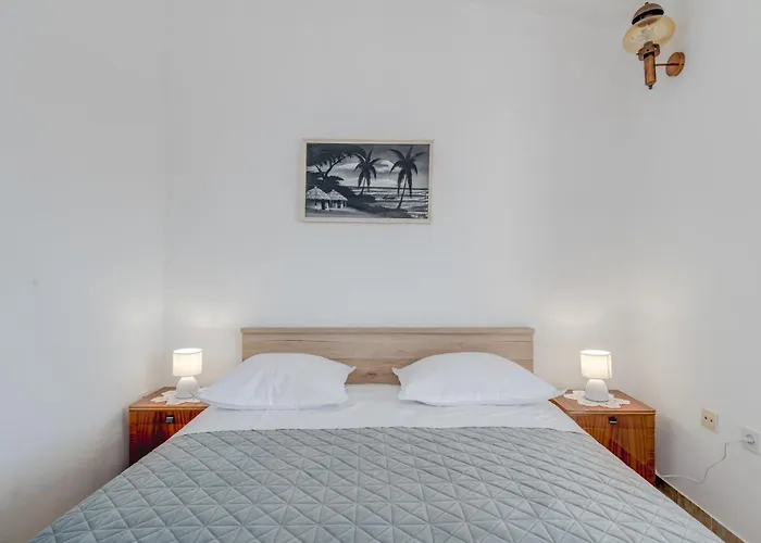 Seafront Marija With Terrace And Mooring *