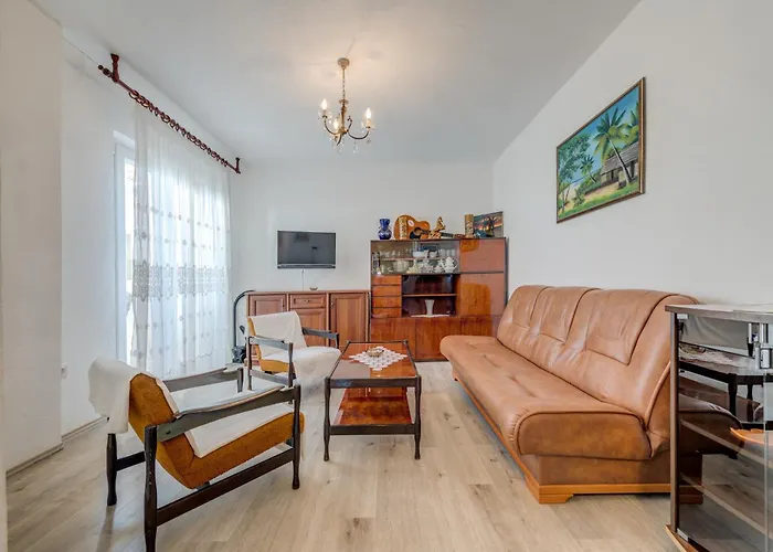 Seafront Marija With Terrace And Mooring