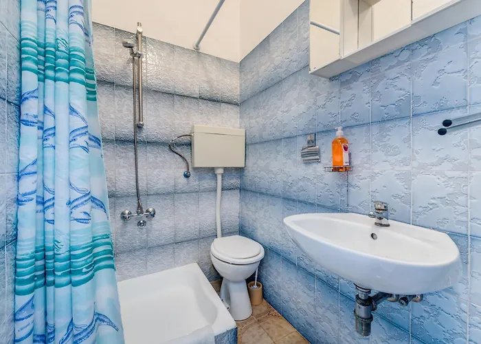 Seafront Marija With Terrace And Mooring